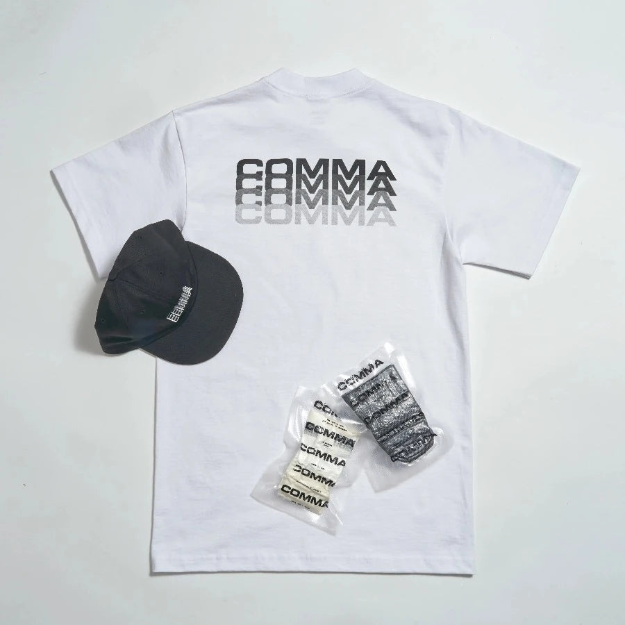 COMMA FAT STACKS T-SHIRT WHITE