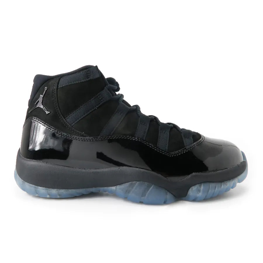 JORDAN 11 RETRO "CAP AND GOWN"