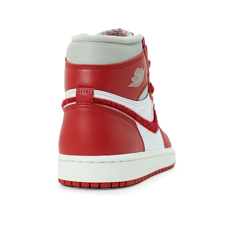 WMNS AIR JORDAN 1 HIGH OG "NEWSTALGIA CHENILLE'"