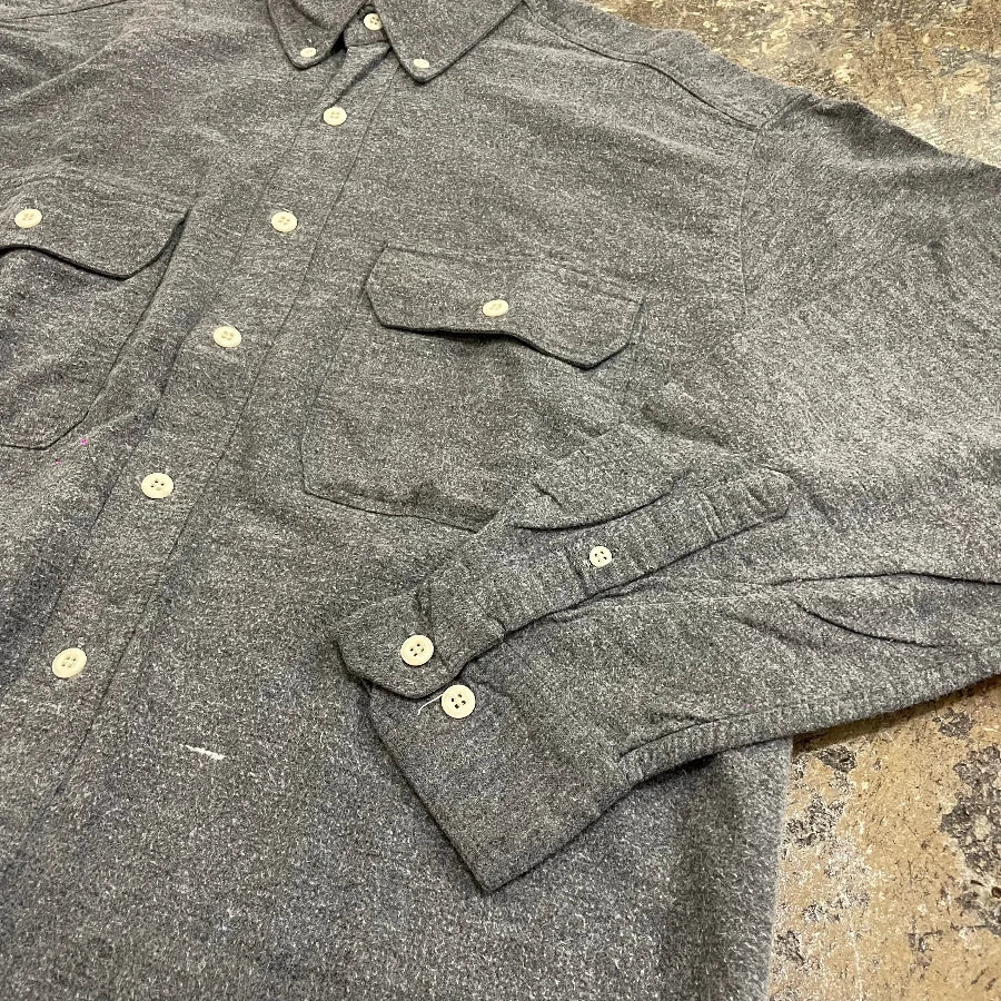 GAP '90 LONG SLEEVE SHIRT GREY