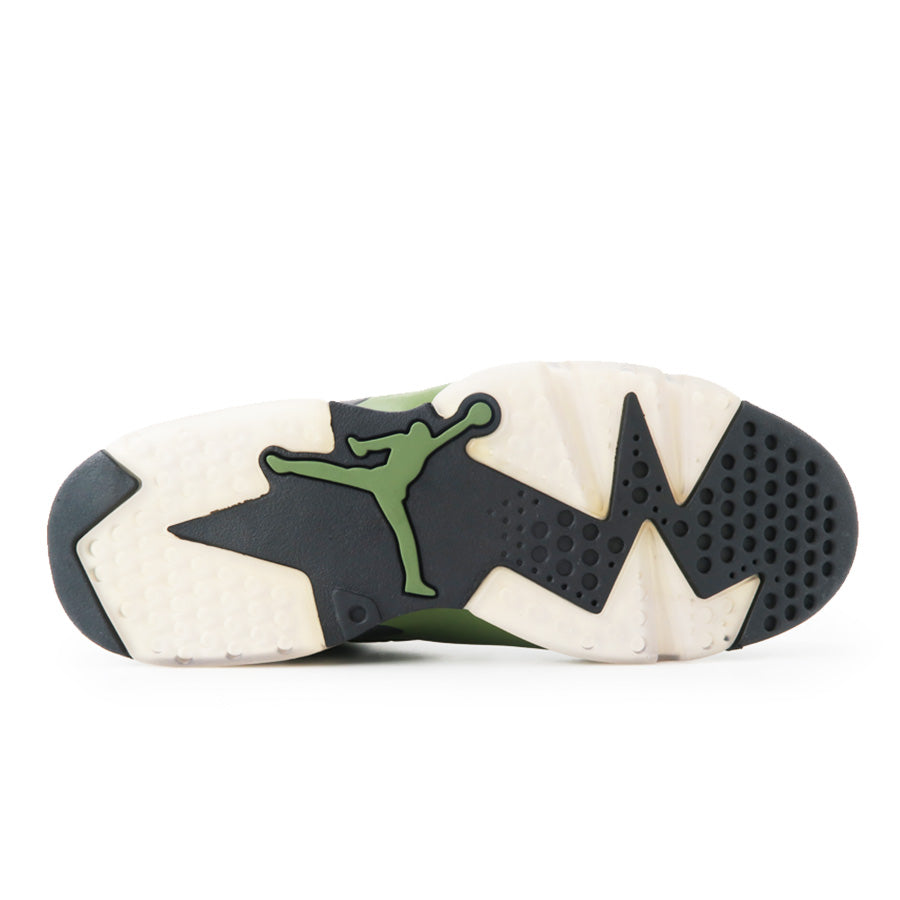 AIR-JORDAN-6-RETRO-PINNACLE-FLIGHT-JACKET-004