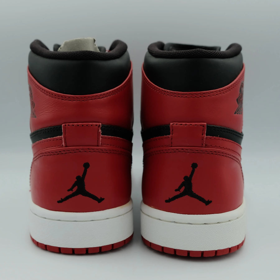 AIR JORDAN 1 HIGH RETRO DMP "CHICAGO BULLS"