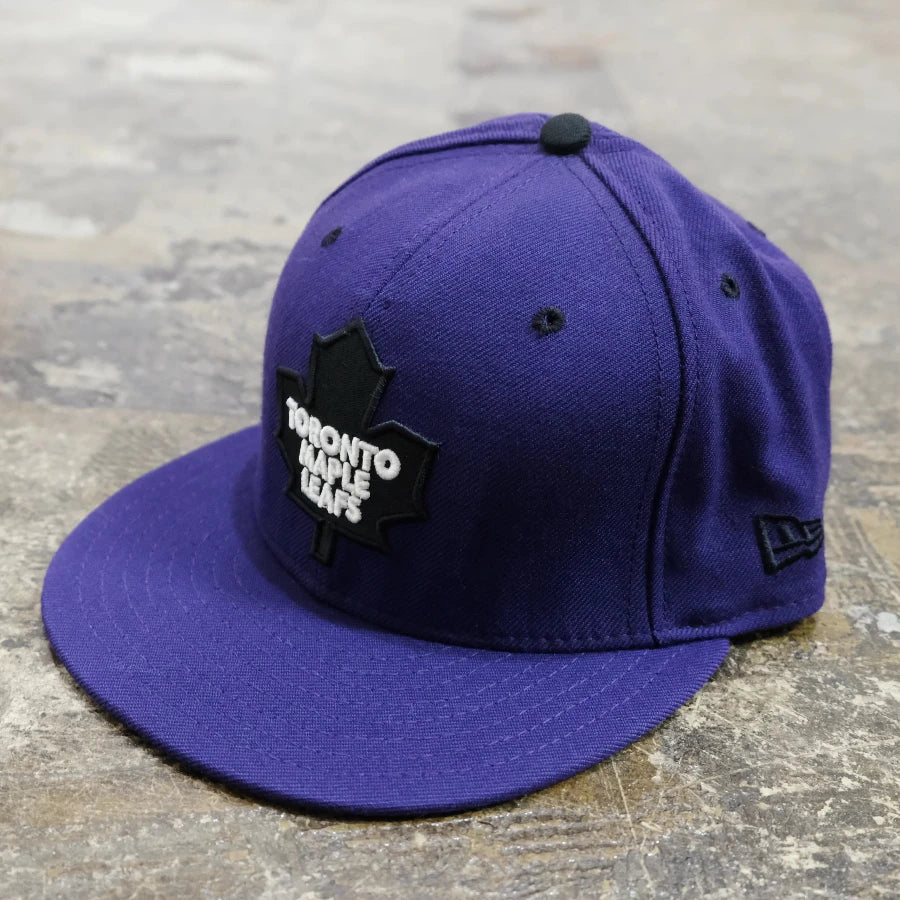 NEW ERA NHL TRONTO MAPLE LEAFS FITTED HAT PURPLE