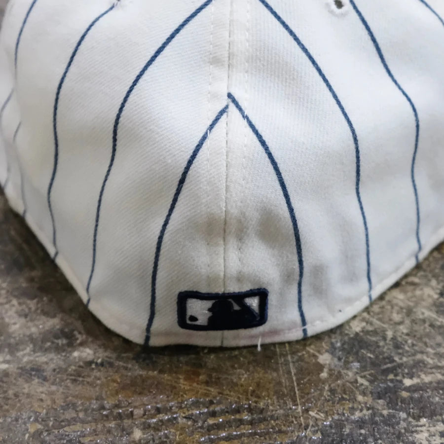 NEW ERA MLB NEW YORK YANKEES STRIPE FITTED HAT WHITE