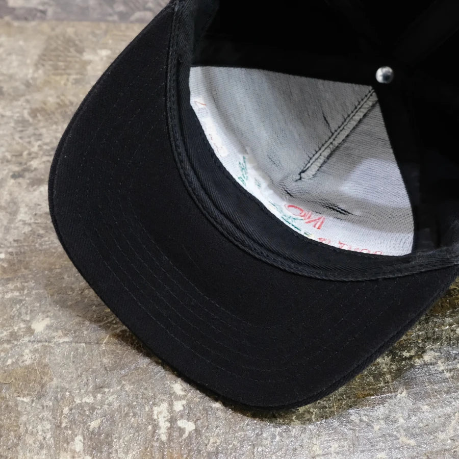 SUPREME NO LIMIT SNAPBACK HAT BLACK