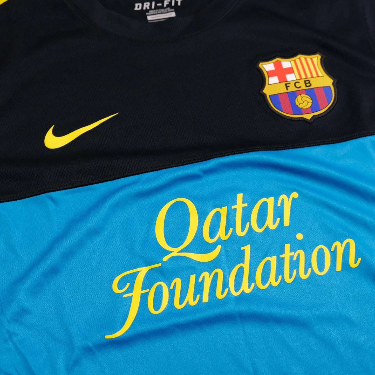 NIKE FC BARCELONA SOCCER JERSEY 2012 BLUE