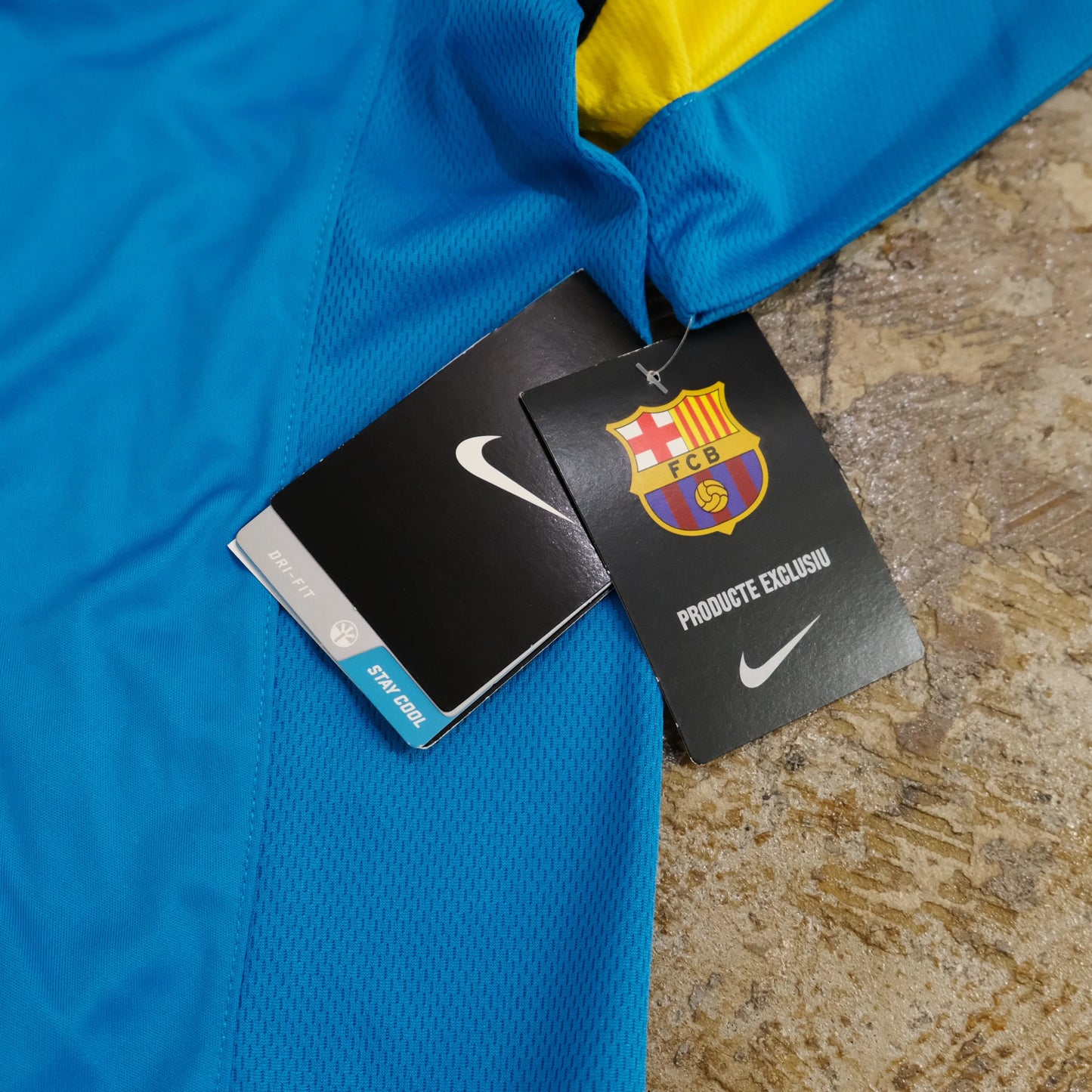 NIKE FC BARCELONA SOCCER JERSEY 2012 BLUE