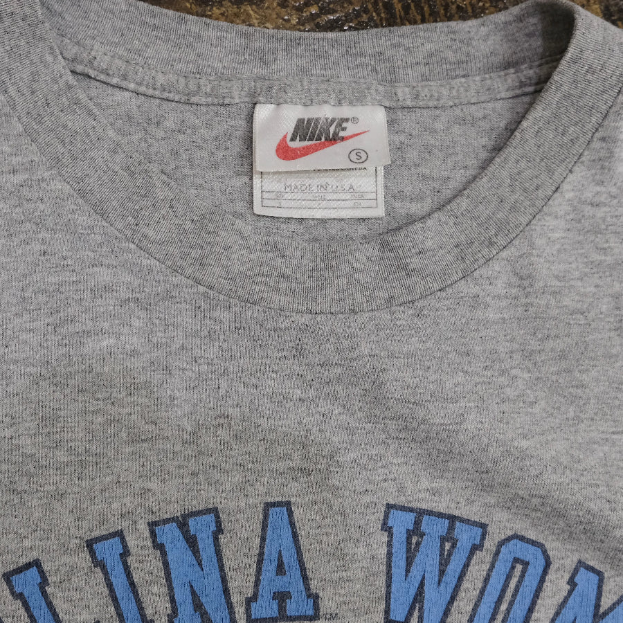 NIKE UNC CAROLINA WOMENS BASKET BALL T-SHIRT GREY