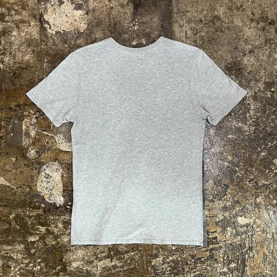 NIKE AIR FORCE 1 COURT PHOTO T-SHIRT GREY
