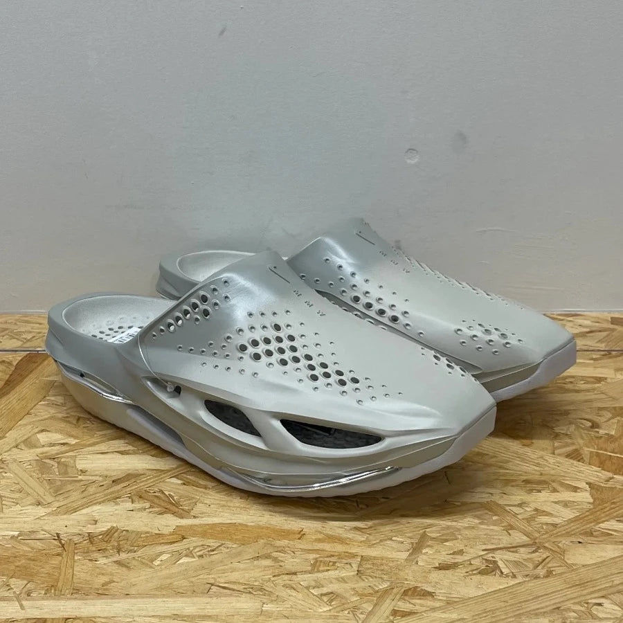 005 SLIDE MATTHEW M. WILLIAMS "LIGHT BONE" (20240720001)