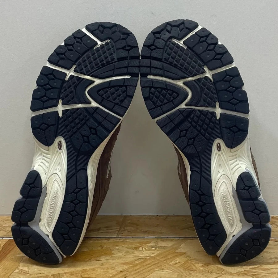 2002R "ADRIFT MOONBEAM" (20240227002)