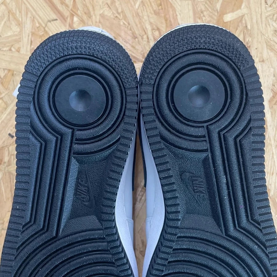 AIR FORCE 1 MID "WHITE BLACK 2004" (20240402001)