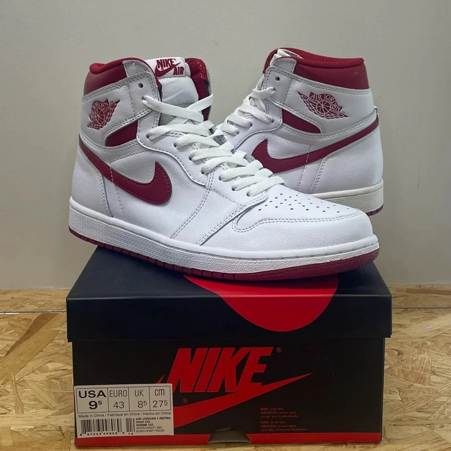 AIR JORDAN 1 RETRO HIGH OG METALLIC RED (20240430001) – NINETEEN EIGHTY  FIVE JP