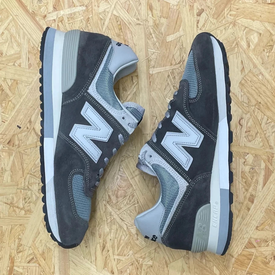576 MADE IN ENGLAND "35TH ANNIVERSARY ELEPHANT SKIN" (20240909001)