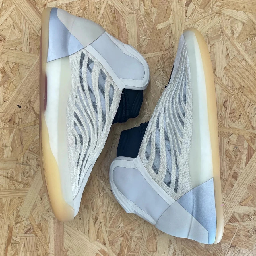 YEEZY QUANTUM "MIST SLATE" (20240910004)