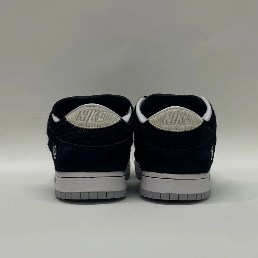 DUNK LOW SB MEDICOM TOY "BE@RBRICK" (20240927001)