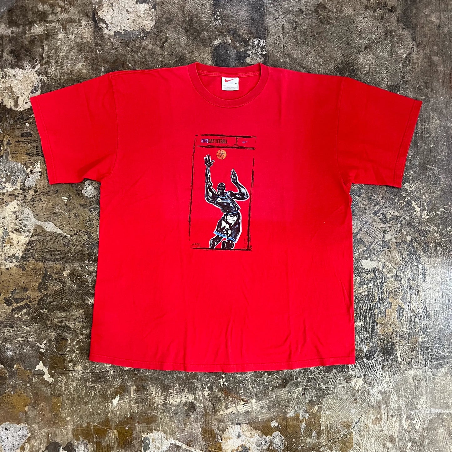 NIKE BASKETBALL T-SHIRT RED