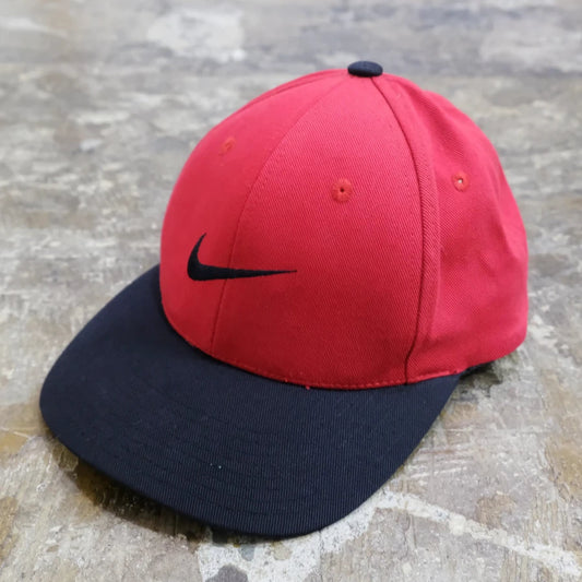 NIKE 6 PANEL HAT RED