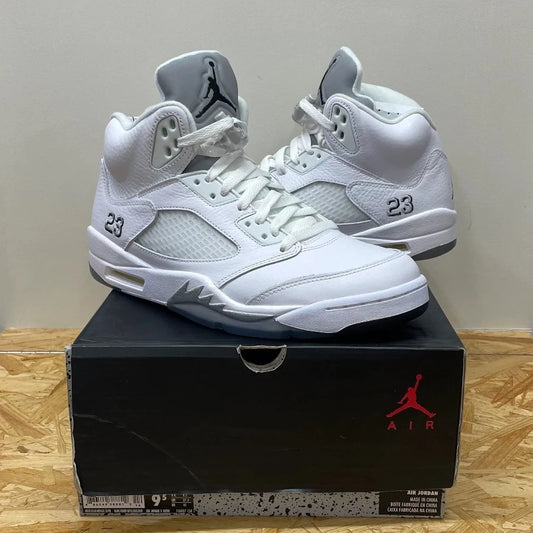 AIR JORDAN 5 RETRO "METALLIC WHITE 2015" (20240305004)