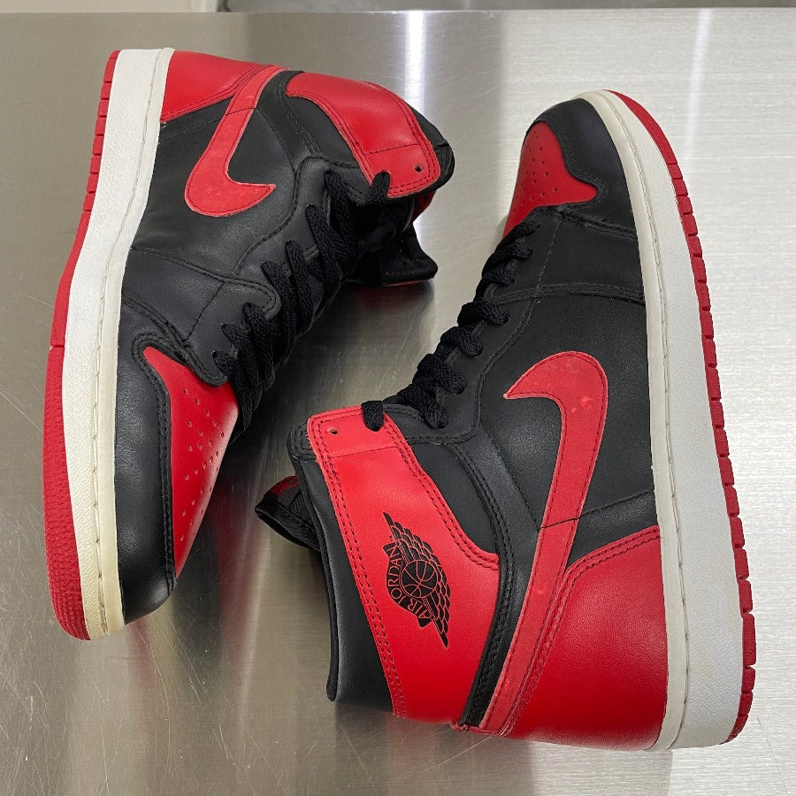 AIR-JORDAN-1-RETRO-BRED-2001-black-varsity-red-003